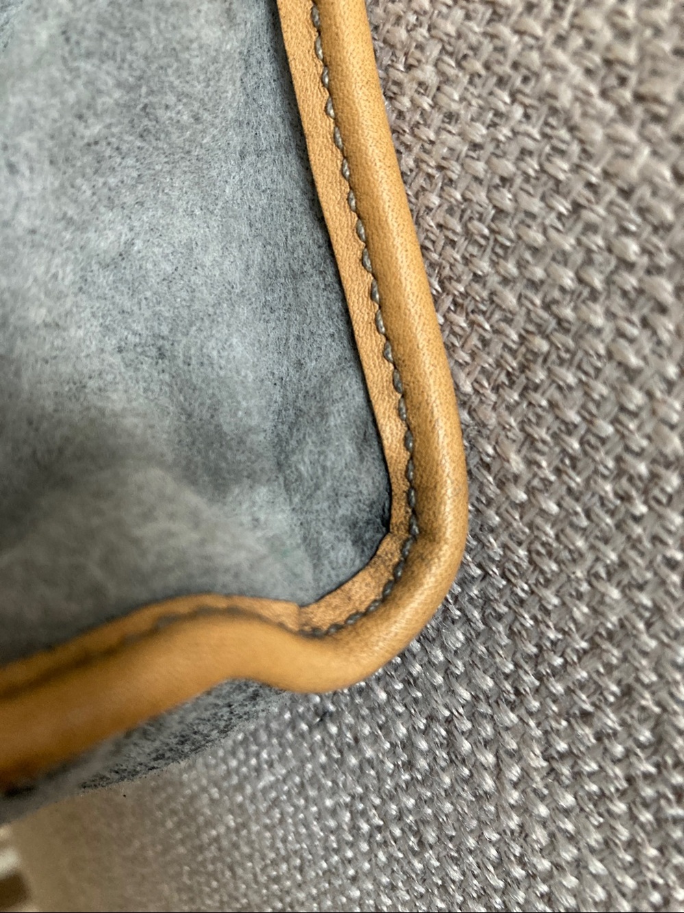 Fendi vintage Gray & Tan Travel Pouch - Picture 14 of 14